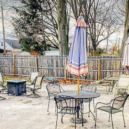 Adorable&Cozy Suburban Home Mins From Dwtn/Airport Рочестър Екстериор снимка